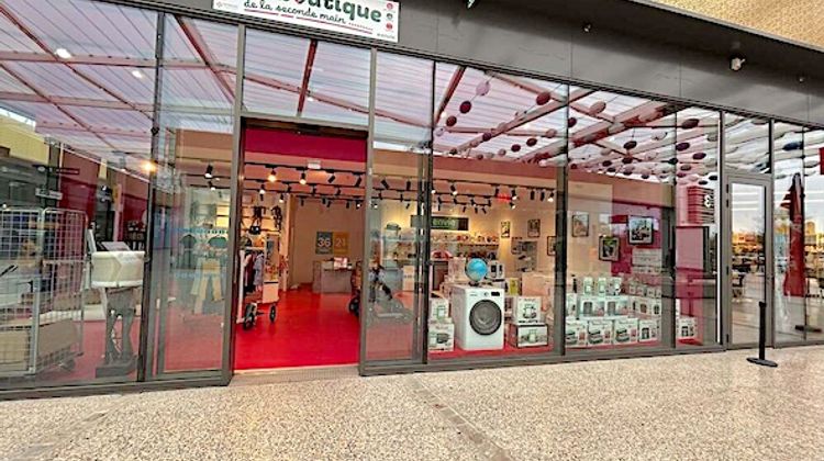 SECONDE MAIN – Boutique dédiée au réemploi dans la galerie Carrefour Lescar